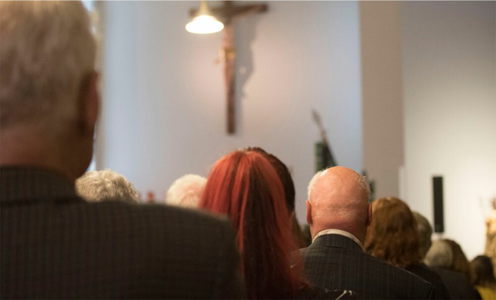 How to Plan a Meaningful Memorial Service