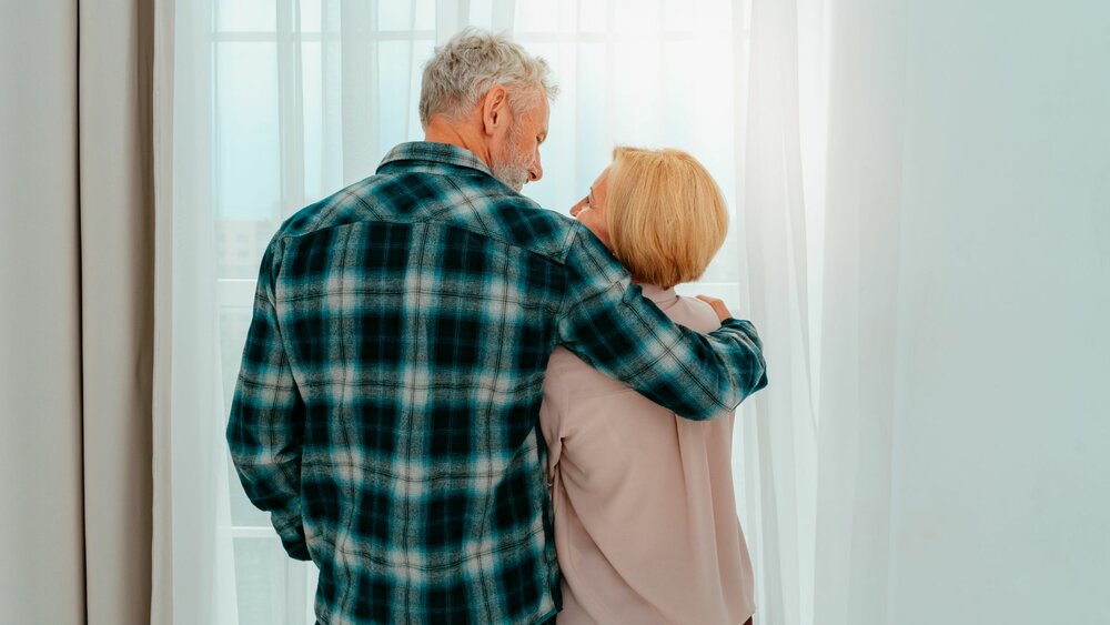 Should a Husband and Wife Be Buried in the Same Cemetery?